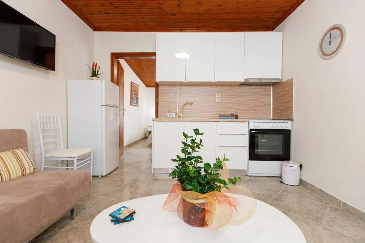 Lofos Apartments In Vergia Halkidiki Sozopoli 0*,  Greece